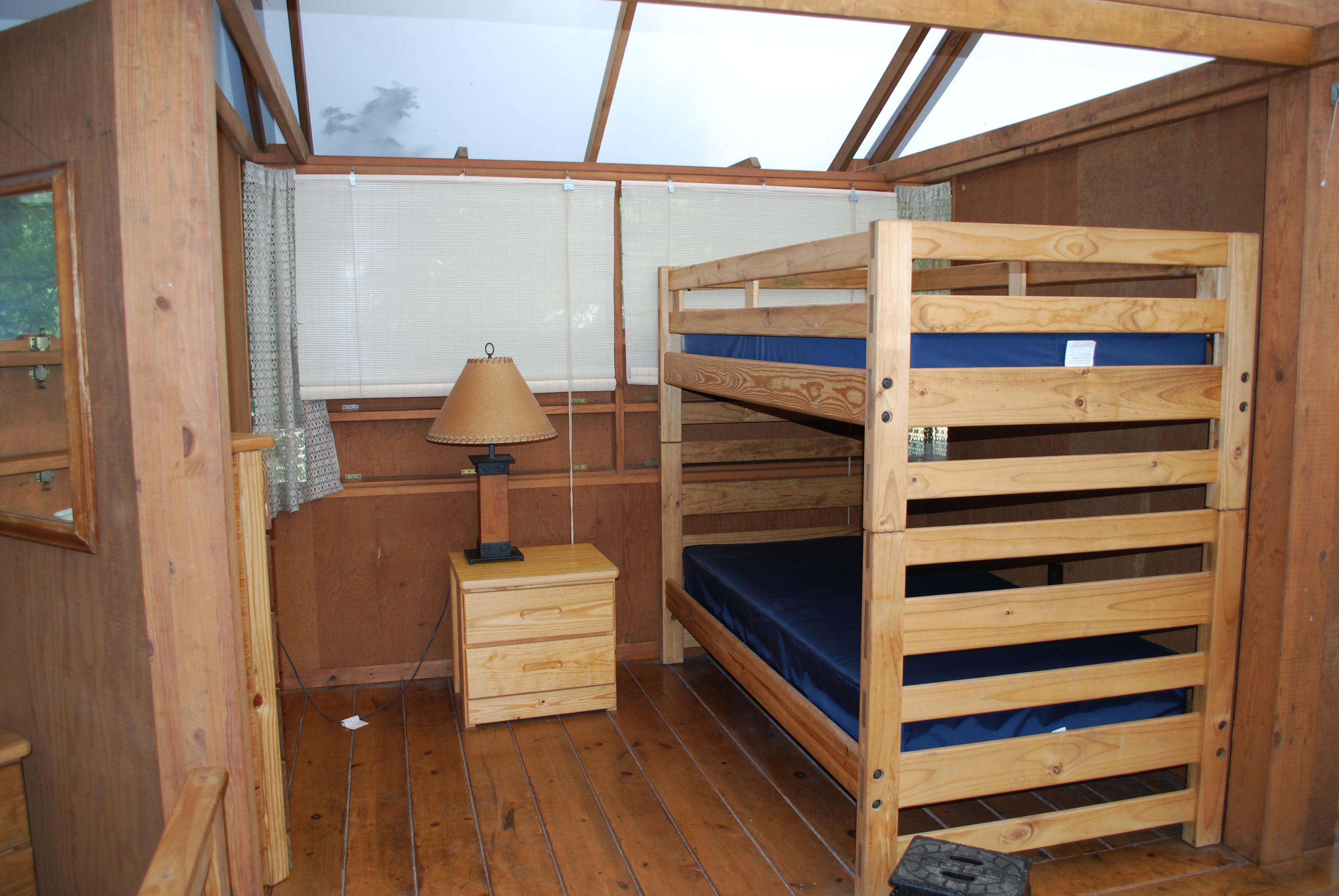 Cabent interior with bunkbeds